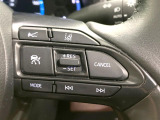 【レーダークルーズコントロール】高速道路での長距離走行が楽に!!自動で速度を保つクルーズコントロールが、衝突軽減システムと連携し、前方の車両を感知して車間を保つように速度調節してくれます!!