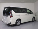 セレナ 2.0 ハイウェイスター V 4WD 
