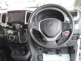 もちろん自動車保険もお任せ下さい。当社には特級資格を持つ保険スタッフが在籍しており丁寧なご説明をさせて頂き安心してご検討頂けます。