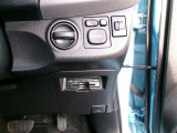 ◇コインポケット、■ドアミラースイッチ、◆ETC車載器です。 高速・有料道路の料金をキャッシュレス、スムーズに通過できます。