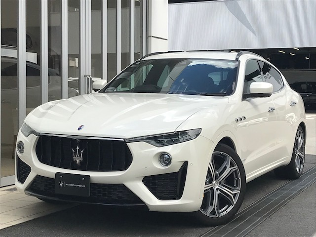 レヴァンテ S グランスポーツ 4WD 