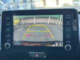 便利な【バックモニター】で安全確認もできます。駐車が苦手な方にもオススメな便利機能です。
