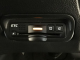 【ETC車載器】もはや必須アイテムのETCを搭載!高速道路のご利用時にとても便利!わずらわしい料金所での現金支払いが不要となりスムーズに通過できます♪