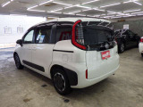 オートエムワンには多数車種様々な在庫がございます。きっとお気に入りの1台に出会えるはずです!