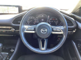 毎日でも運転したくなる造形美!細部まで作りこまれてます。是非一度座ってみてください☆