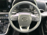 【純正革巻きステアリング】上質な革を使用することで、手にしっかり馴染みとても運転しやすいハンドルです♪