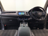 【前方視界】開放的な前方視界!運転がしやすく疲れにくいです♪窓が大きく、見通しがとっても良いおクルマですよ♪