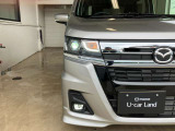 鋭く前方を照らす、LEDヘッドライトニLEDフォグランプ。遠くまで視界が開けることで、より安心したストレスのない走行を、提供してくれます。