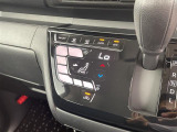 気になる車はすぐにお問い合わせください!画面右側の0066から始まる無料ダイヤルからお問い合わせ下さい!専門スタッフがお車のご質問にお答えいたします!
