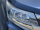 Bi-Beam LEDヘッドランプ+LEDクリアランスランプ 少ない電力で明るく照らします☆彡