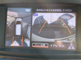 アラウンドビューモニター装備☆上から見たような画面で車庫入れも縦列駐車も安心です!!