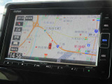 ★ナビ画面のアップ写真です。純正ですのでスイッチが大きく操作がしやすいです。