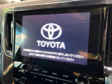【ナビ機能付きディスプレイオーディオ】ナビ機能搭載の他、お持ちのスマートフォンと連携して、ナビやbluetoothでの音楽再生が可能です♪デザインはもちろん操作性も良好!