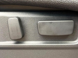 【パワーシート】スイッチ一つで簡単にシートの微調整が可能!電動だから力もいりません!快適なシートポジションにセットして、快適なドライブをお楽しみください。