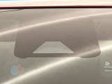 【トヨタセーフティセンス】走行中に前方の車両等を認識し、衝突しそうな時は警報とブレーキで衝突回避と被害軽減をアシスト。より安全にドライブをお楽しみいただけます。