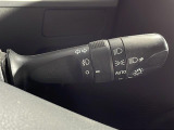 【オートライト(AUTO)】外の明るさをシステムが感知して、自動でヘッドライトが点灯します!ヘッドライトをつけ忘れを防ぐ便利機能です。