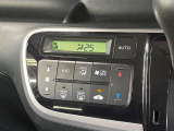 【オートエアコン】温度を設定するだけで室内を快適に保ちます。
