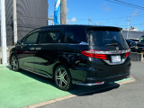 当社の車両には『安心して車選びをしていただくために』お支払い総額を表示しております。税金、自賠責保険料、登録費用、リサイクル料金が含まれており、県内登録及び届出で店頭納車の場合になります
