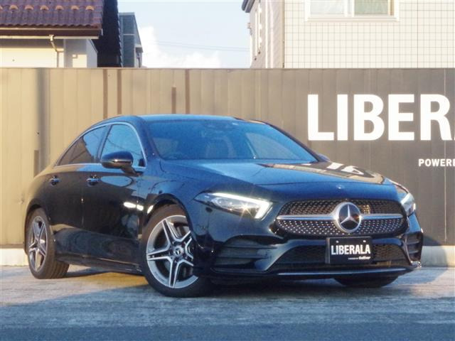 Aクラス A250 4MATIC AMGライン 4WD 本革シート
