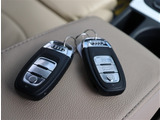 入庫時・販売時・納車前に、弊社基準の68項目に及ぶ点検整備を実施しております。