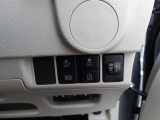 【見えないところまで徹底洗浄】エンジンルームからシートを外した洗浄まで、目に見えないところまで徹底的に洗浄しています。