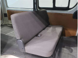 ゆとりある広々とした車内空間は、ドライブを始め買い物やレジャーなど、幅広く活躍します。一人でもみんなとでもお出かけを楽しみましょう!