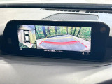 【360°ビューモニター】専用のカメラにより、上から見下ろしたような視点で360度クルマの周囲を確認することができます☆死角部分も確認しやすく、狭い場所での切り返しや駐車もスムーズに行えます。