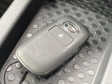 ●仕入れ段階で徹底したチェックを行い、厳しい審査にパスした車だけを展示・販売しています。弊社ではこれをプロチェックと呼び、数十の独自チェック項目に基づき、車の状態を調べ上げています。