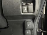 気になる車はすぐにお問い合わせください!画面右側の0066から始まる無料ダイヤルからお問い合わせ下さい!専門スタッフがお車のご質問にお答えいたします!