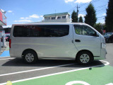 希望ナンバーや保証期間を延ばす延長保証などもございます。詳しくはスタッフまでお問い合わせください。
