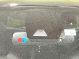 【トヨタセーフティセンス】走行中に前方の車両等を認識し、衝突しそうな時は警報とブレーキで衝突回避と被害軽減をアシスト。より安全にドライブをお楽しみいただけます。