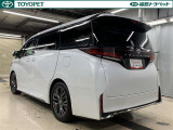 トヨタならではの「3つの安心」をセットにした『トヨタ認定中古車』です。「まるごとクリーニング」 「車両検査証明書」 「ロングラン保証」付き。