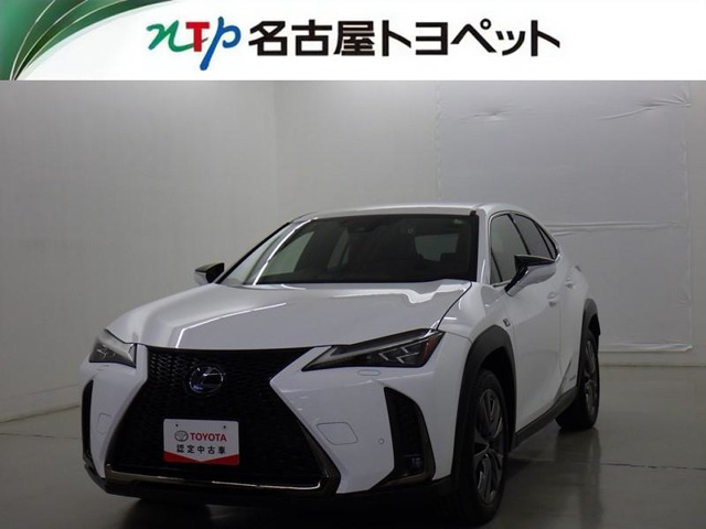 UX 250h Fスポーツ 4WD 