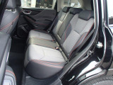 一般保証期間(3年/6万km)を過ぎた車には、消耗品のフレッシュアップを行います。エンジンオイルやオイルエレメント、ワイパーブレードゴムなど14項目をフレッシュチューニング。快適な状態でお乗りいただけます。