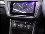 VW純正インフォティメントシステム「DiscoverPro」大変使いやすいタッチパネル型ナビゲーションでETC2.0とバックカメラが付いています。