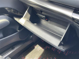 気になる車はすぐにお問い合わせください!画面右側の0066から始まる無料ダイヤルからお問い合わせ下さい!専門スタッフがお車のご質問にお答えいたします!