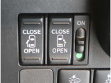 運転席からも操作できる両側パワースライドドア付きです。