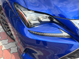 【角型LEDヘッドライト】スタイリッシュな見た目の角型LEDヘッドライトを装備♪スタイルだけでなく、夜間の走行も視界良好で安心してお乗りいただけます。