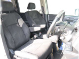 リバーサイドのお車は全社試乗可能で御座います。お客様がご納得頂ける『1台』が見つかるまでお手伝いをさせて頂きます。