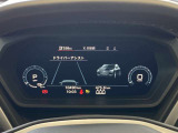 ドイツ車には特徴があり、メーターのメモリに一部色がついています。これはドイツでは推奨速度という考えがあるためです。安全で快適に走る際に適している速度を指しています。