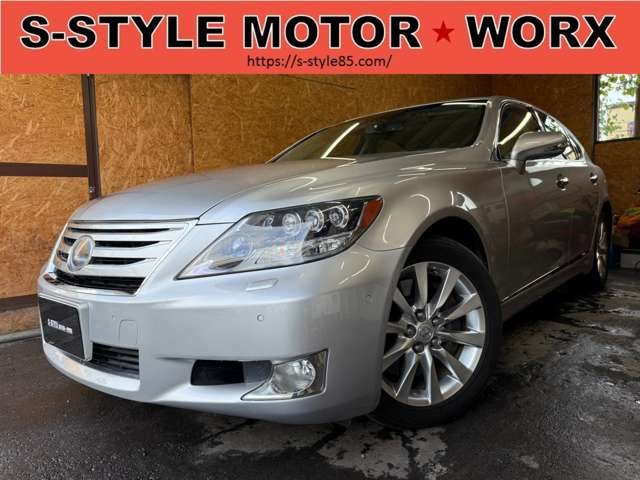 LS600h Iパッケージ 4WDサンルーフ 本革 中期