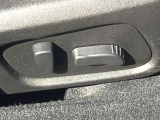 【パワーシート】スイッチ一つで簡単にシートの微調整が可能!電動だから力もいりません!快適なシートポジションにセットして、快適なドライブをお楽しみください。