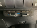ETCが付いてます。ETC搭載車しか通過できないスマートICが利用できるようになりますよ!現在スマートICの設置箇所も増えてきているので、高速道路利用の幅が広がりますね☆