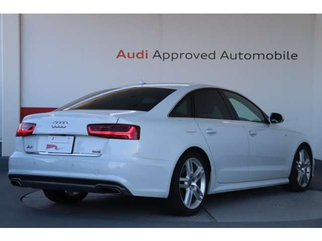 アウディ A6 2.0 TFSI クワトロ Sラインパッケージ 4WD の中古車