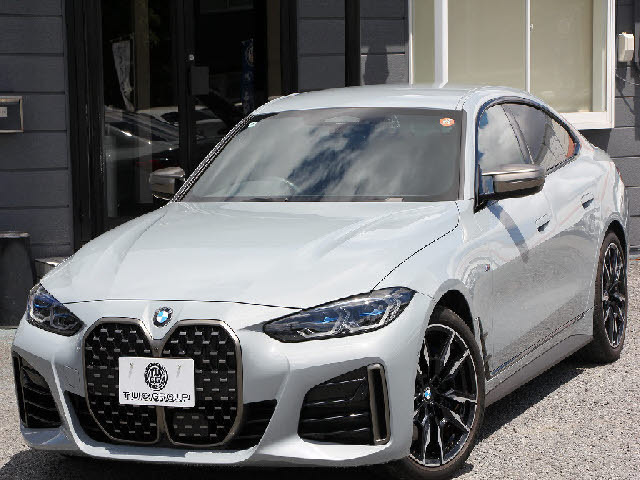 4シリーズグランクーペM440i xドライブ 4WD