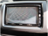 『1台』のお車に対して、3名体制で日々議論を重ね仕入れを行っております。