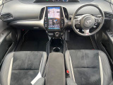 プリウスPHV 1.8 S ナビパッケージ GR スポーツ 