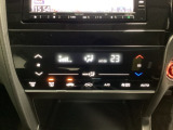 オートエアコンがついてますので、お好みの温度をセットするだけで風の強さや風量を自動で調整します。スイッチも簡単操作で快適に過ごせます。