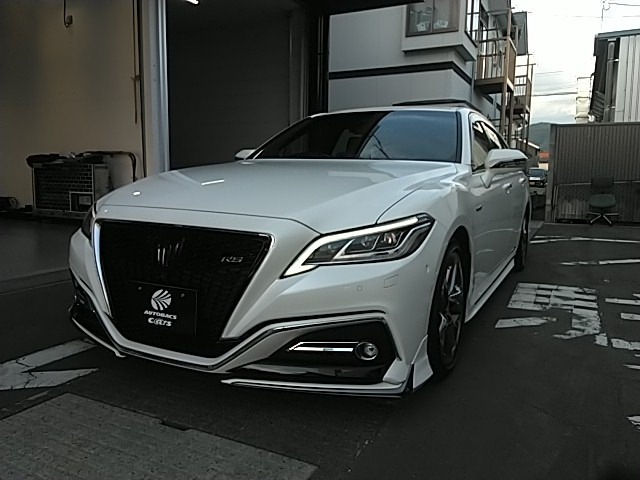クラウンハイブリッド 2.5 RS アドバンス Four 4WD
