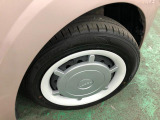 タイヤの山の残りをご確認ください。